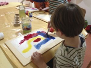 Tekenen, knutselen en schilderen in antroposofisch onderwijs